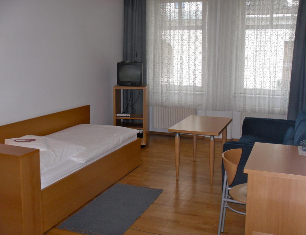 Hotel Zum Scheppen Eck Wiesbaden Camera foto